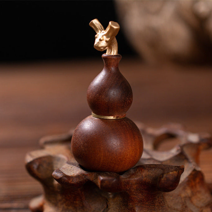Handcrafted Thunder-Struck Jujube Wood Seven Star Gourd Pendant,Lucky Charm Gift for Protection,Home Blessing Power,Drive away evil spirits