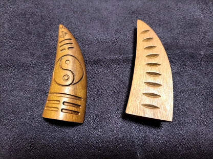Handcrafted Taoist Divination Holy Cups - Ancient Lightning-Struck Jujube Wood Fortune Telling Tools - Spiritual Protection，Home Blessing